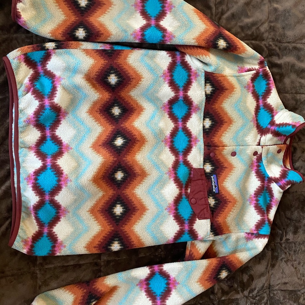 Patagonia Woman’s Fleece Synchilla snap T